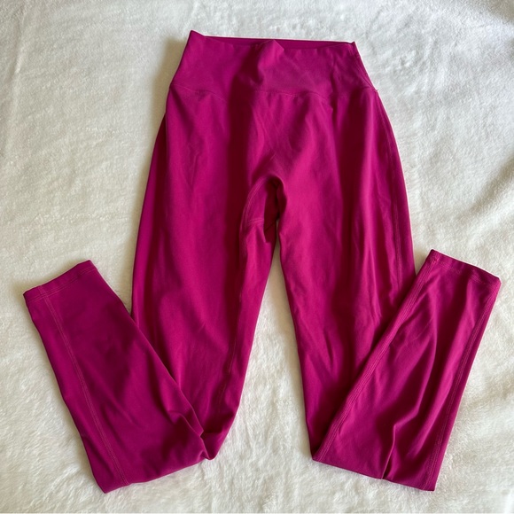 BuffBunny Legacy Leggings Pink Women's Size Small - Picture 9 of 9